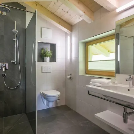 Johanna * גרלוס