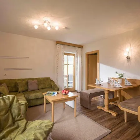 Johanna Apartment *